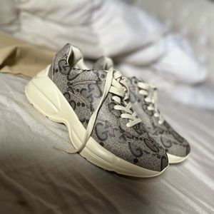 Womans Guuci Sneakers size 38